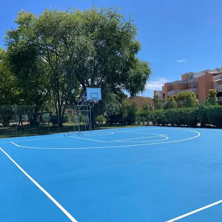 Chill And Fun In A Modern Διαμέρισμα Μπιμπιόνε